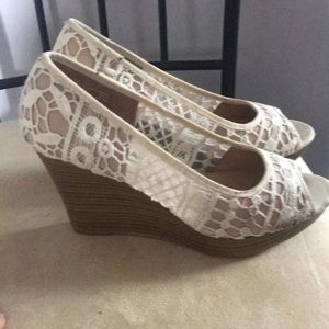 American Eagle wedges